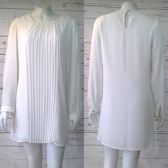 Forever 21 Dresses & Skirts - Forever 21 Long Sleeve Pleated Dress